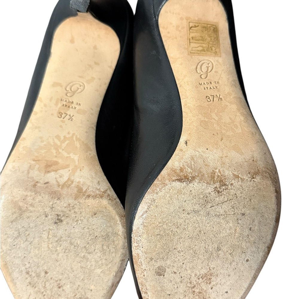 M. Gemi Black Pointed Leather Flats - Picture 4 of 4